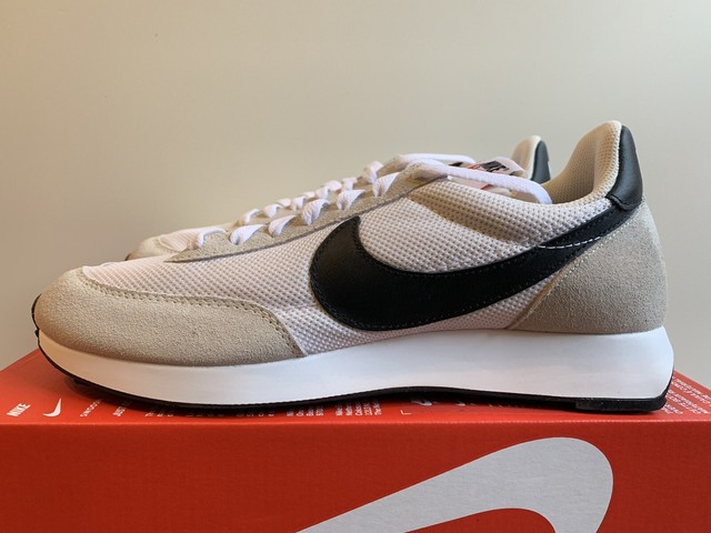 nike tailwind 79 size 9