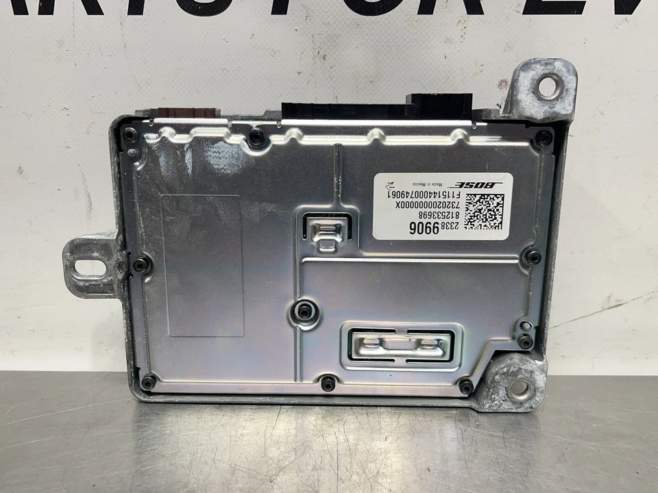 Amplificador de radio Cadillac CTS 2015-2017 OEM 23389906 Foto 3 de 4