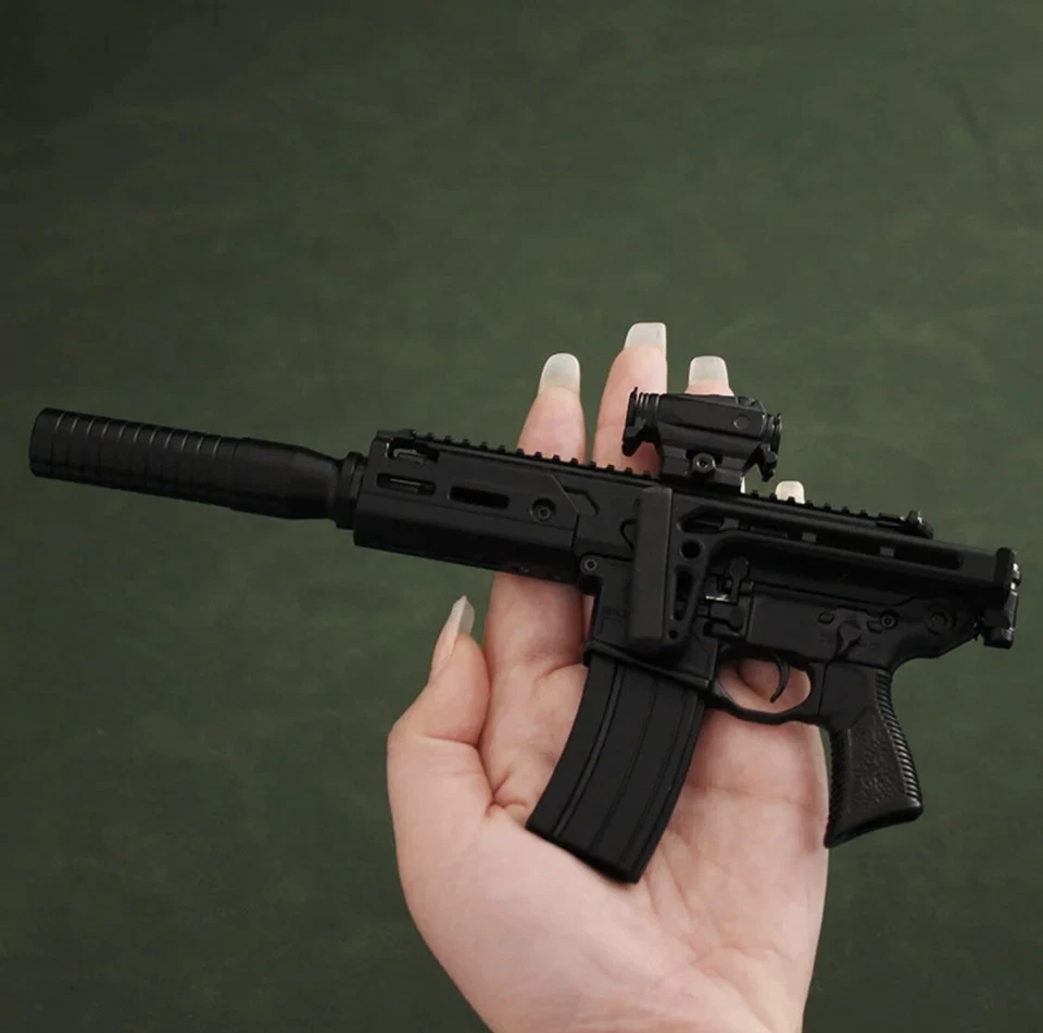 Gun Airsoft Desktop Model Rifle Miniature Gun Removable Mag And Ejecting Shells - Image 4 of 4