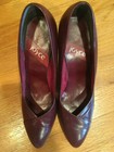 Classic Joyce dark burgundy shoes/heels/pumps, sz. 9N  — photo 1