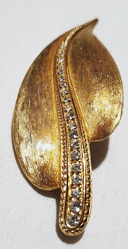 Vintage Signed Christian Dior Brushed Leaf Crystal Brooch - Picture 6 of 10