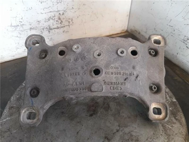 4E0399231N gearbox mount for Audi A8 (4E) 4.2 TDI QUATTRO 844433 - Image 2 of 4