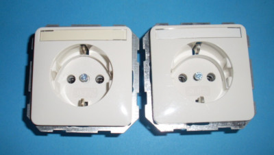 2 Stück Gira 45755 Schuko Steckdose mit Schriftfeld Fläche reinweiss glänzend