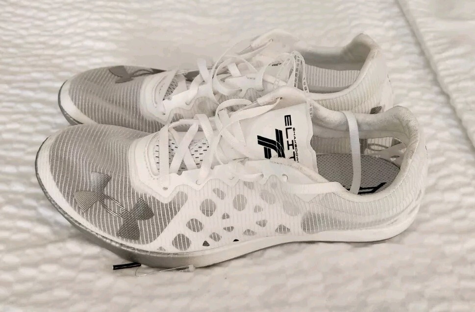 Under Armour 3027568-100 Shakedown Elite Breeze White Track & Field Spike SZ 13 s-l400.jpg main image 3