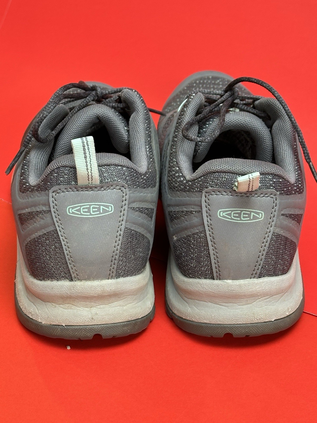 Scarpe da trekking KEEN Terradora impermeabili da donna taglia 11 W @ $ 165 grigie