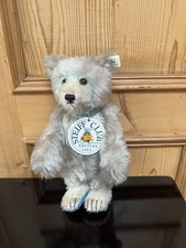 Steiff 420016 - Teddybär Baby Blau ca. 28 cm...