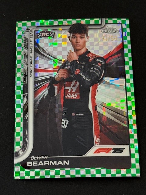 2025 Topps Chrome Formula 1 Oliver Bearman #14 Green Refractor RC 71/99 HAAS