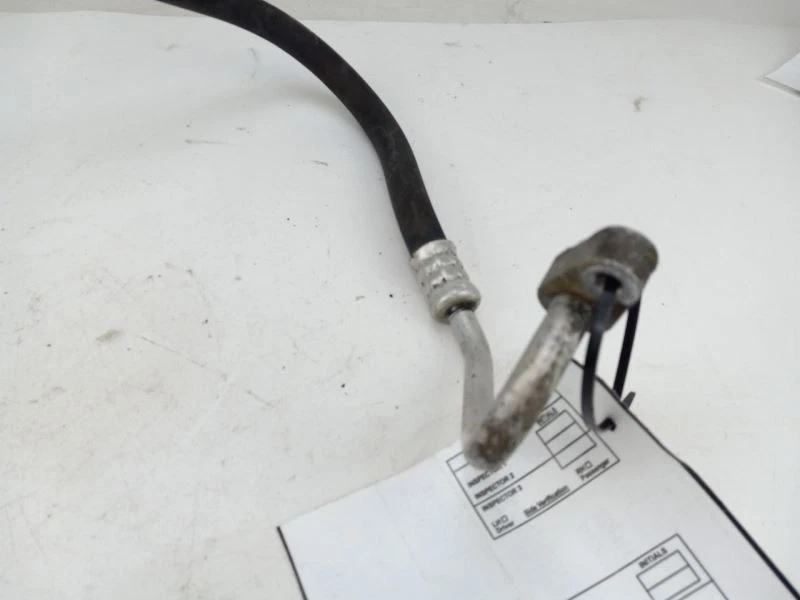 Toyota Camry 2002 manguera de descarga de aire acondicionado a línea de condensador 7821 Foto 2 de 4