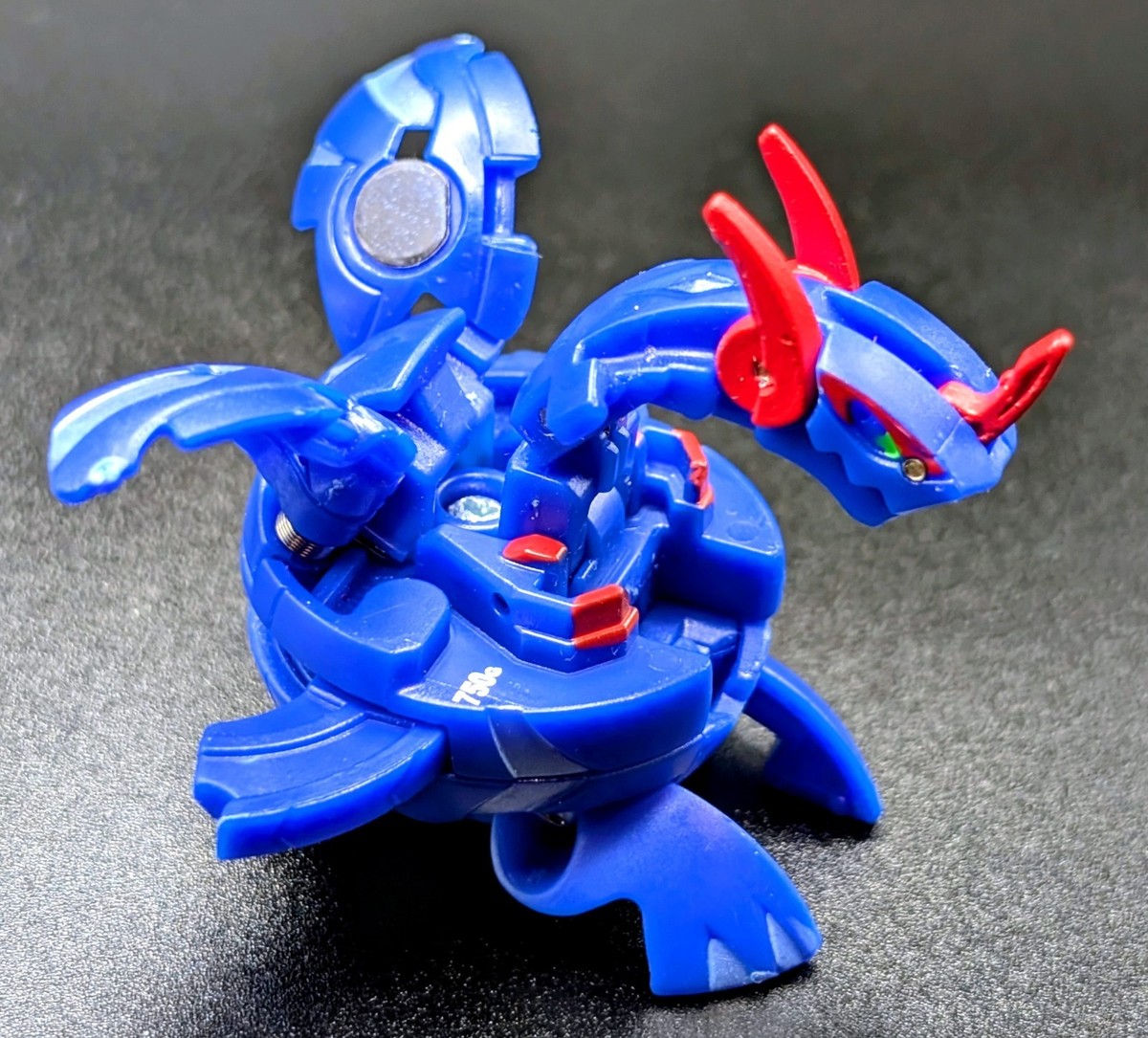 Bakugan Aquos Neo Dragonoid 750G BakuLegacy Gundalian Invaders DNA