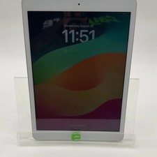 WiFi Only Apple iPad 7th Gen 32GB 17.5.1 White MW752LL/A