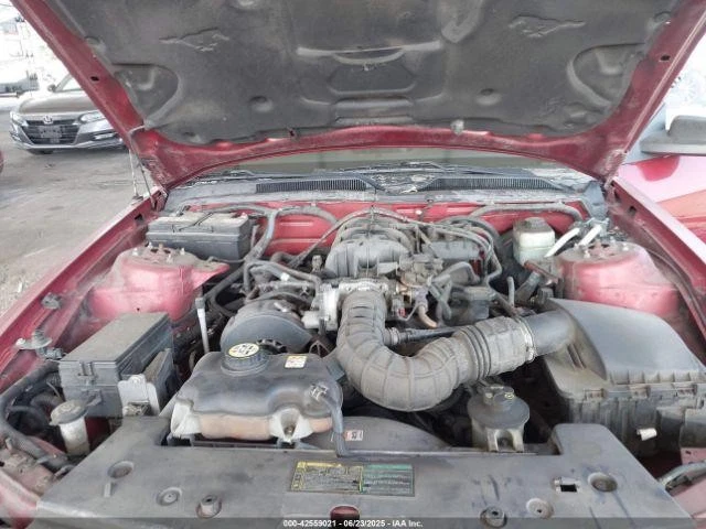 Capó usado se adapta a: Ford Mustang 2005 grado B Foto 2 de 4