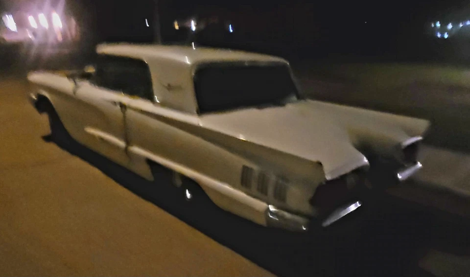 1960 福特雷鸟  — 第 3/4 张图片