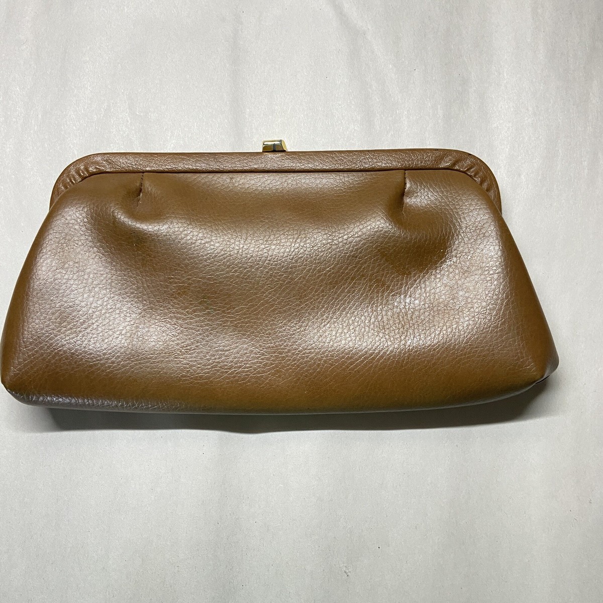 Vintage Leather Clutch Brown Gold Latch 70 display picture 1
