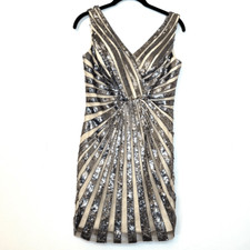 Milano Formals Sleeveless V-Neck Sequin Prom Party Mini Dress Silver Size 0