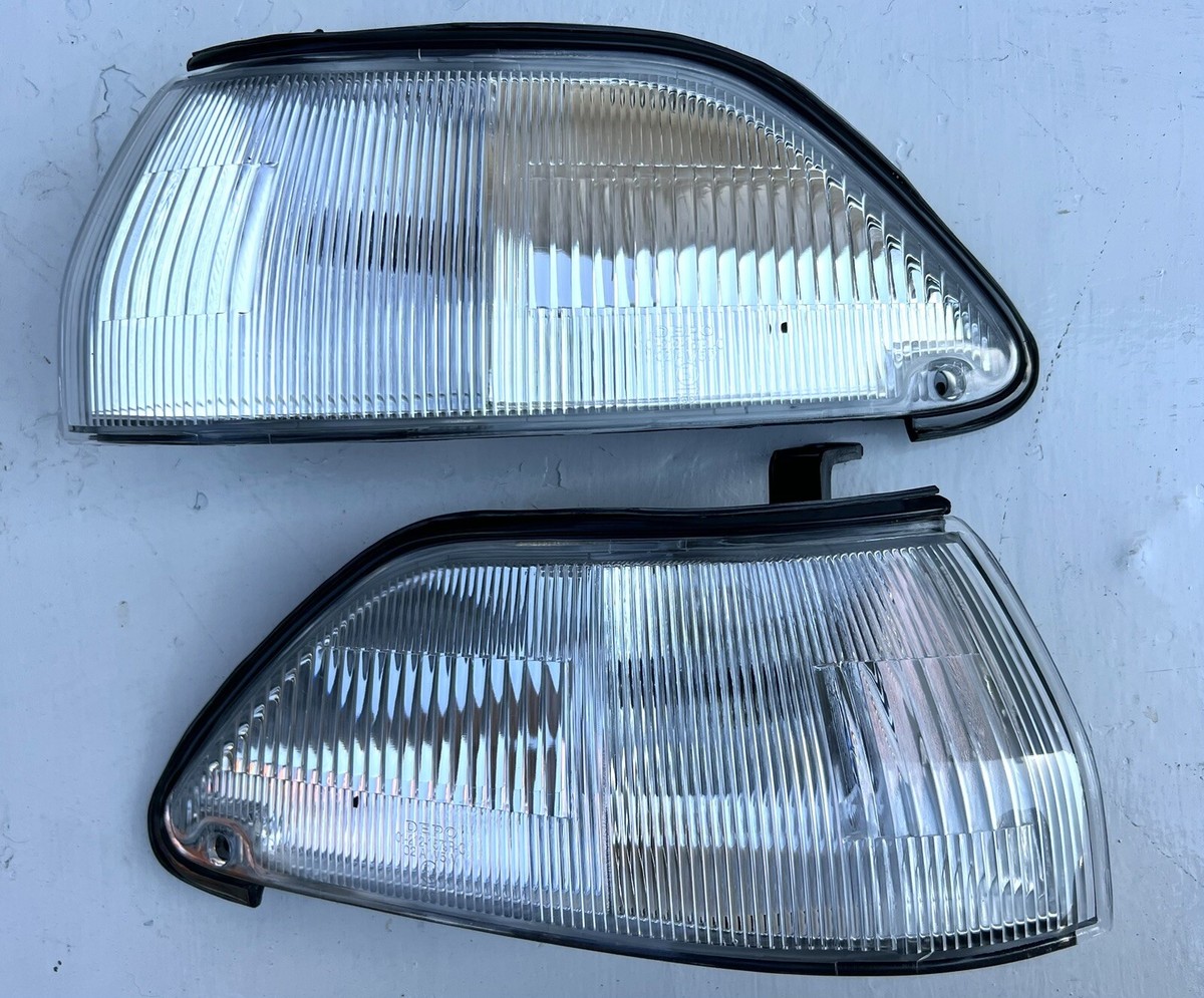 TOYOTA CARINA II (AT171) MODEL 1989 91 FRONT CORNER LIGHTS PAIR