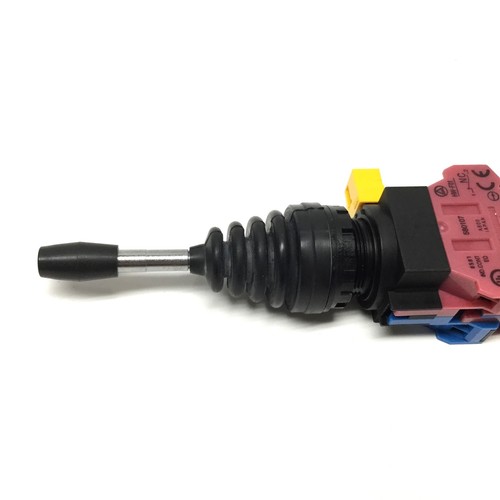 Idec HW1M-F0202 Mono Lever Joystick Switch, 2-Position, 1NO-2NC, 600VAC 10A - Picture 3 of 4