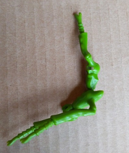 TRANSFORMERS BEAST WARS PREDACON INSECTICON LEFT ARM REPLACEMENT PART! L26 - Picture 2 of 2