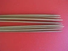 Bamboo double point knitting needles, sizes 1 & 5(2.5 & 3.75mm),14", 2 sets of 4