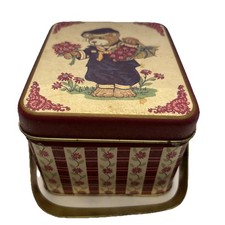 Vntg Collectible Tin Trinket Box HandlesDark Suit BearHolding Flowers Nobel Hall