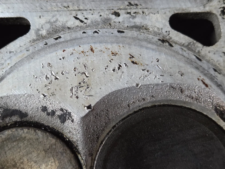 Nota de leitura 2005-2013 Chevrolet Silverado Sierra 1500 cabeça de cilindro 5.3 fabricante de equipamento original - Imagem 3 de 4