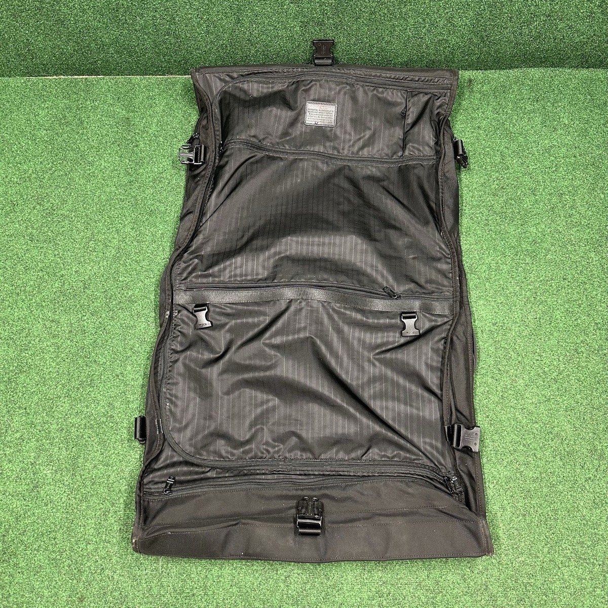 TUMI Alpha Classic Garment Bag 22134DH Bifold Travel Ballistic