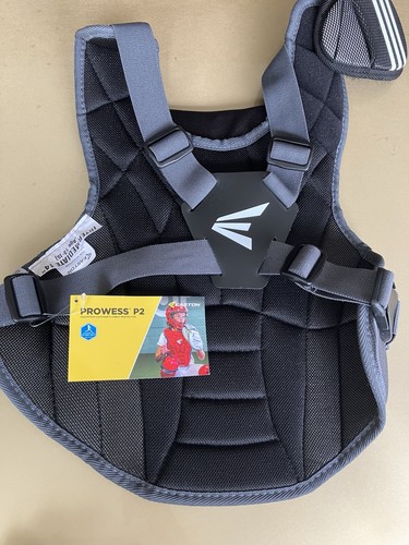 Easton Baseball Catchers Chest Protector Prowess P2 Girls 13-15 Intermediate NWT - Picture 5 of 7