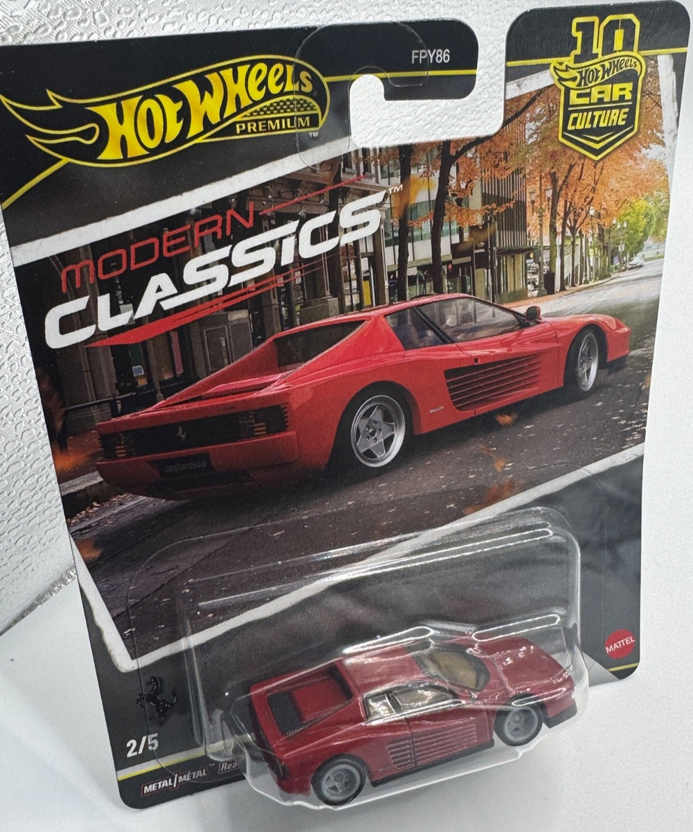 2026 Hot Wheels Car Culture Ferrari Testarossa (red)2/5 Modern
