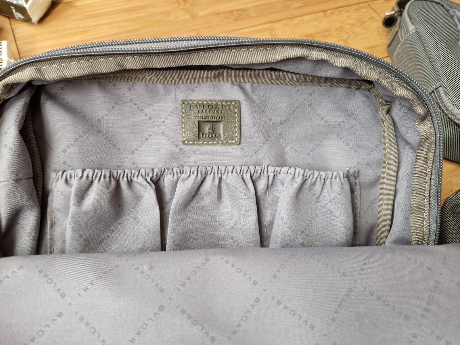 Business Class Emirates Airlines by BVLGARI Grey Toiletries Bags READ
