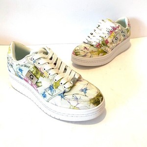 g by guess floral sneakers