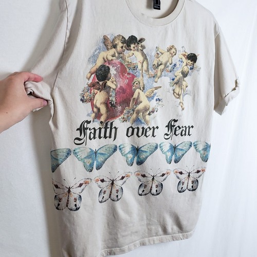 Forever 21 Angel Cherubs Tee Womens M Loose Fit Beige Butterflies Religious - Picture 3 of 9