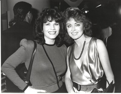 Lindsay Bloom Sue Scannell 7x9 original photo #Y4076
