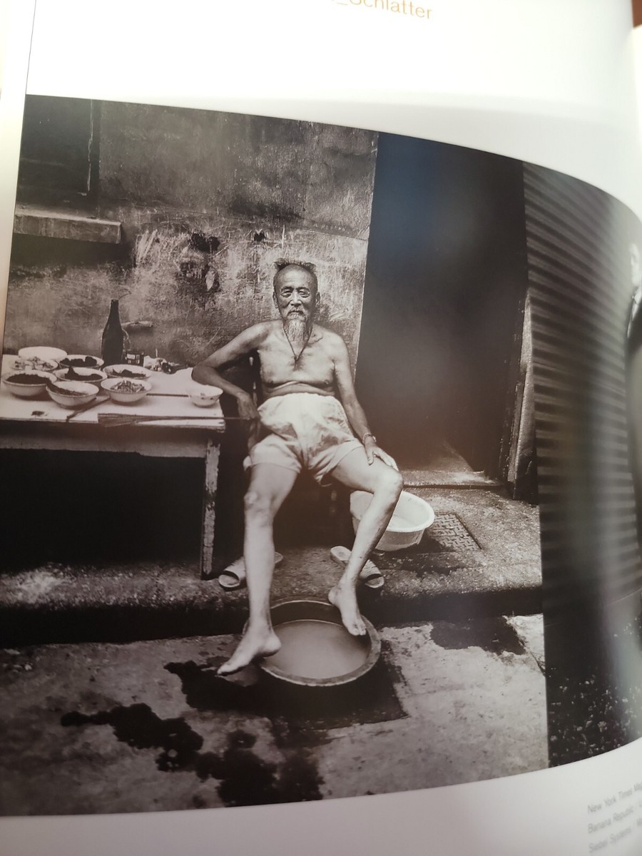Klik Showcase Photography #9 Hardcover – March, 2002 by James
