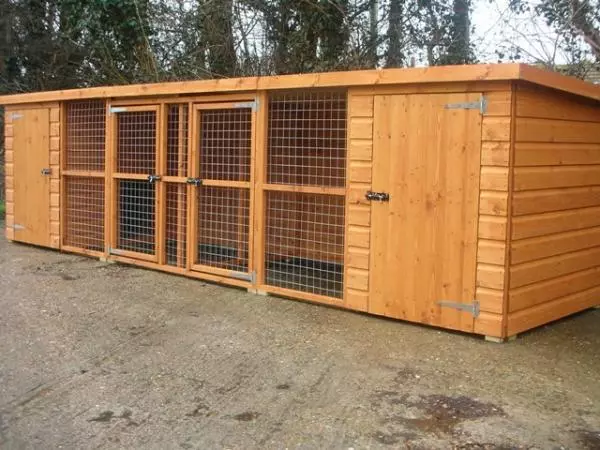 Second hand dog kennels top and runs for sale