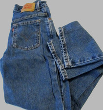 Levi's 550 VTG Classic Relaxed Tapered Leg Size 6 Mis Med 27X32 EUC 11/2003