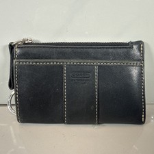 Coach Black Leather Zip Card Case With White Contrast Stitching Used