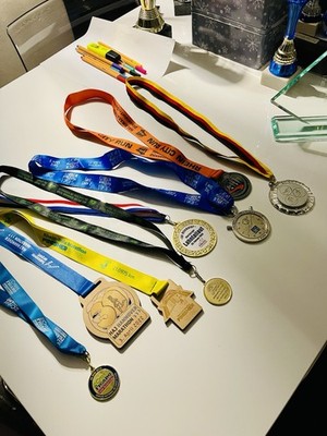(neu) Set verschiedener Sportmedaillen Ironman Marathon auch verfügbar - Enjoy!