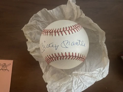 MICKEY MANTLE AUTOGRAPHED BASEBALL