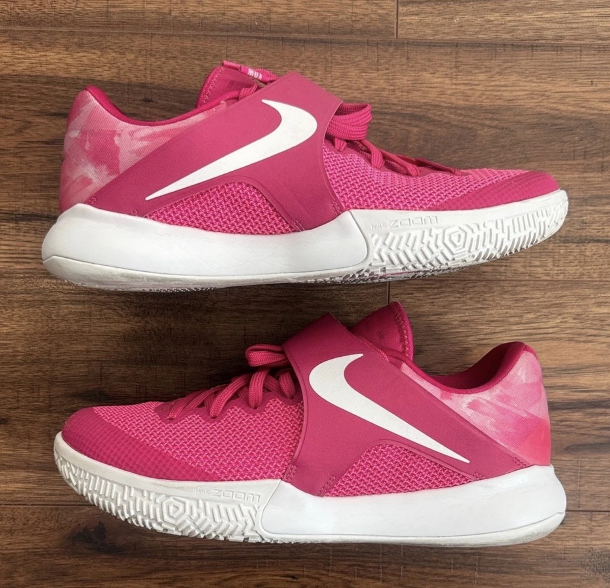 Nike Zoom Live Kay Yow Think Pink Basketball Shoes Men\'s Size 10.5 Once again, the @Nike Kobe 6 joins the fight against Breast  main image 3