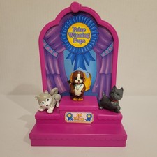 1993 Kenner Littlest Pet Shop Pal Around Pups Prize Winning Pups Stage w/ 3 Dogs