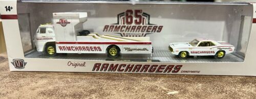 M2 Machines ‘66 Dodge L600 & ‘71 Plymouth HEMI Ramchargers Hauler CHASE 1/750