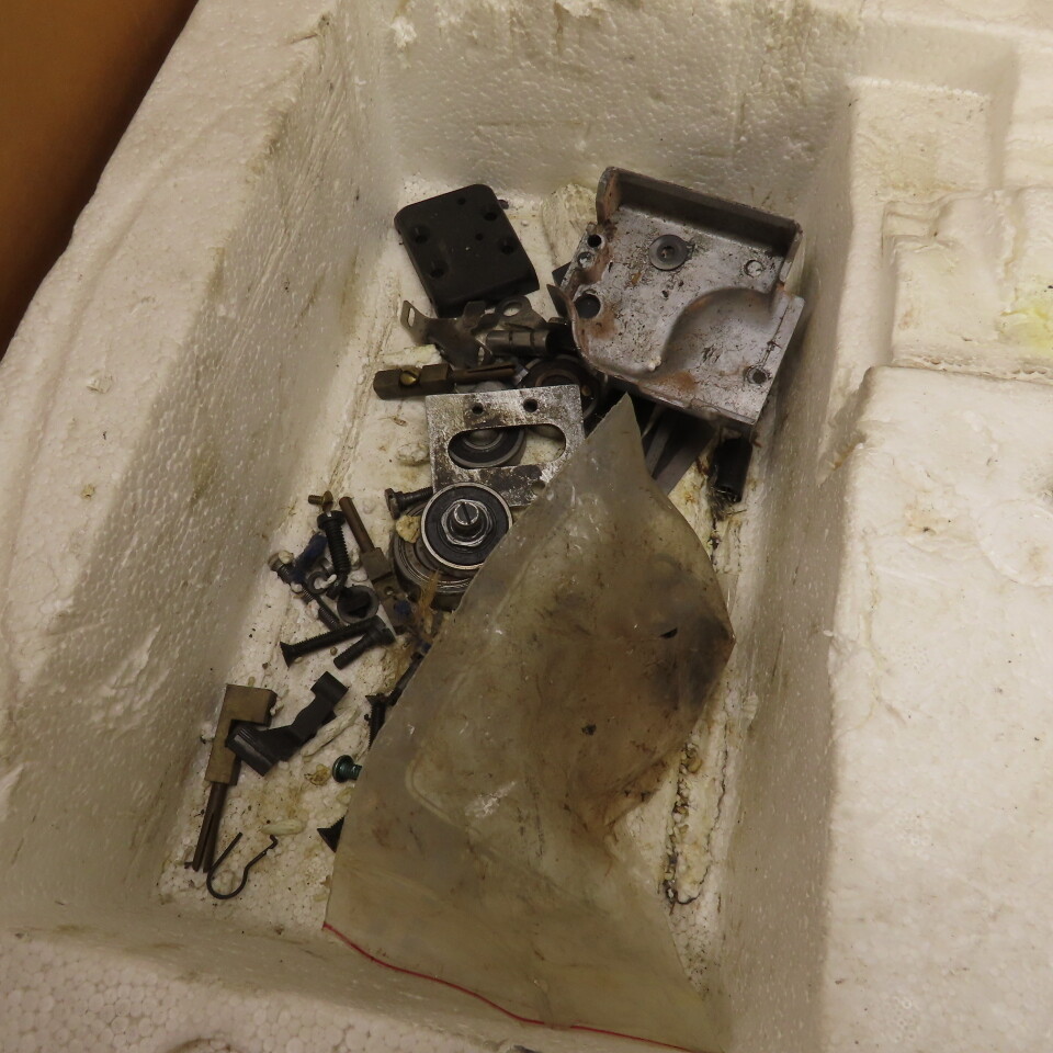 Eastman Blue Streak Class 623 Industrial Fabric Cutting Machine 220V 3PH