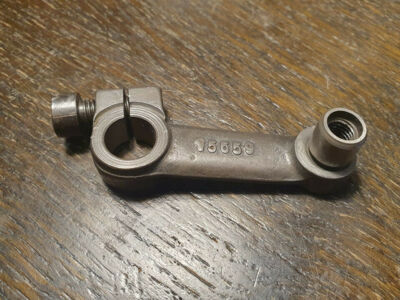 Pfaff 145, 545, 546 # 91-015 659-92 needle shaft crank with screw