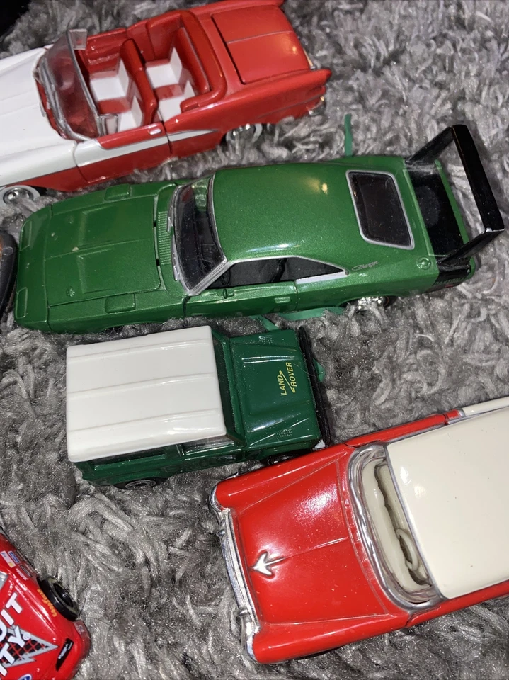 Roadchamps Super Bird and 11 More Diecast Cars AA93 - Image 2 of 4