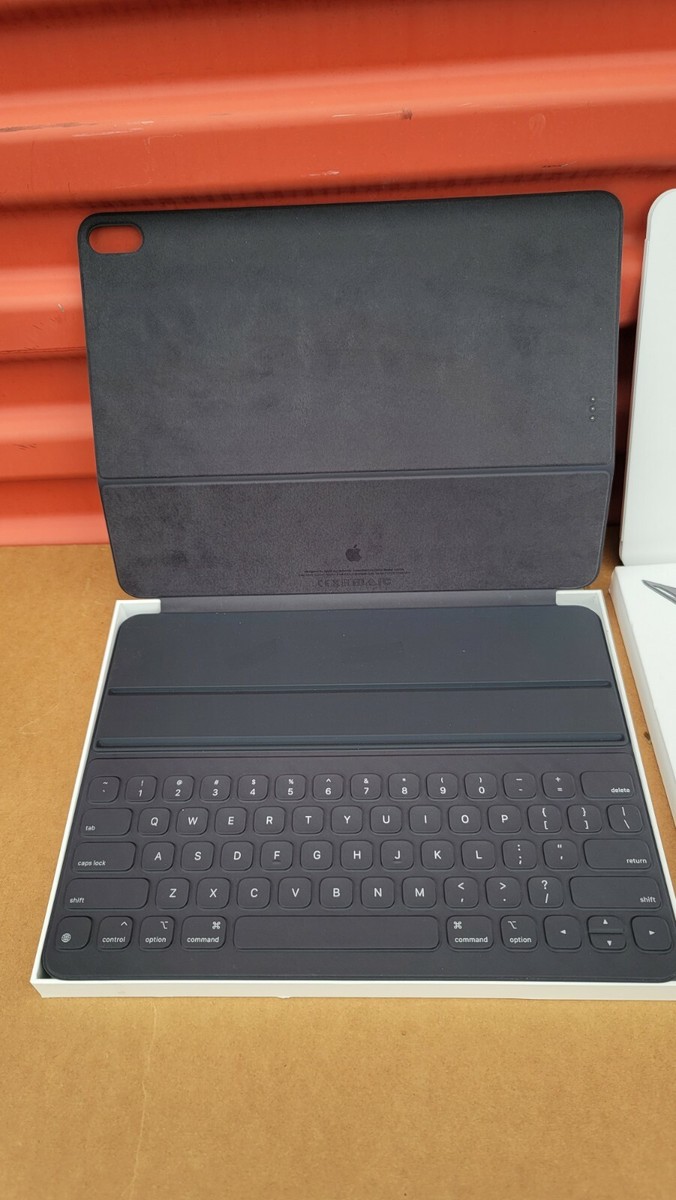 Apple Smart Keyboard Folio for 12.9-inch iPad Pro (3rd Generation