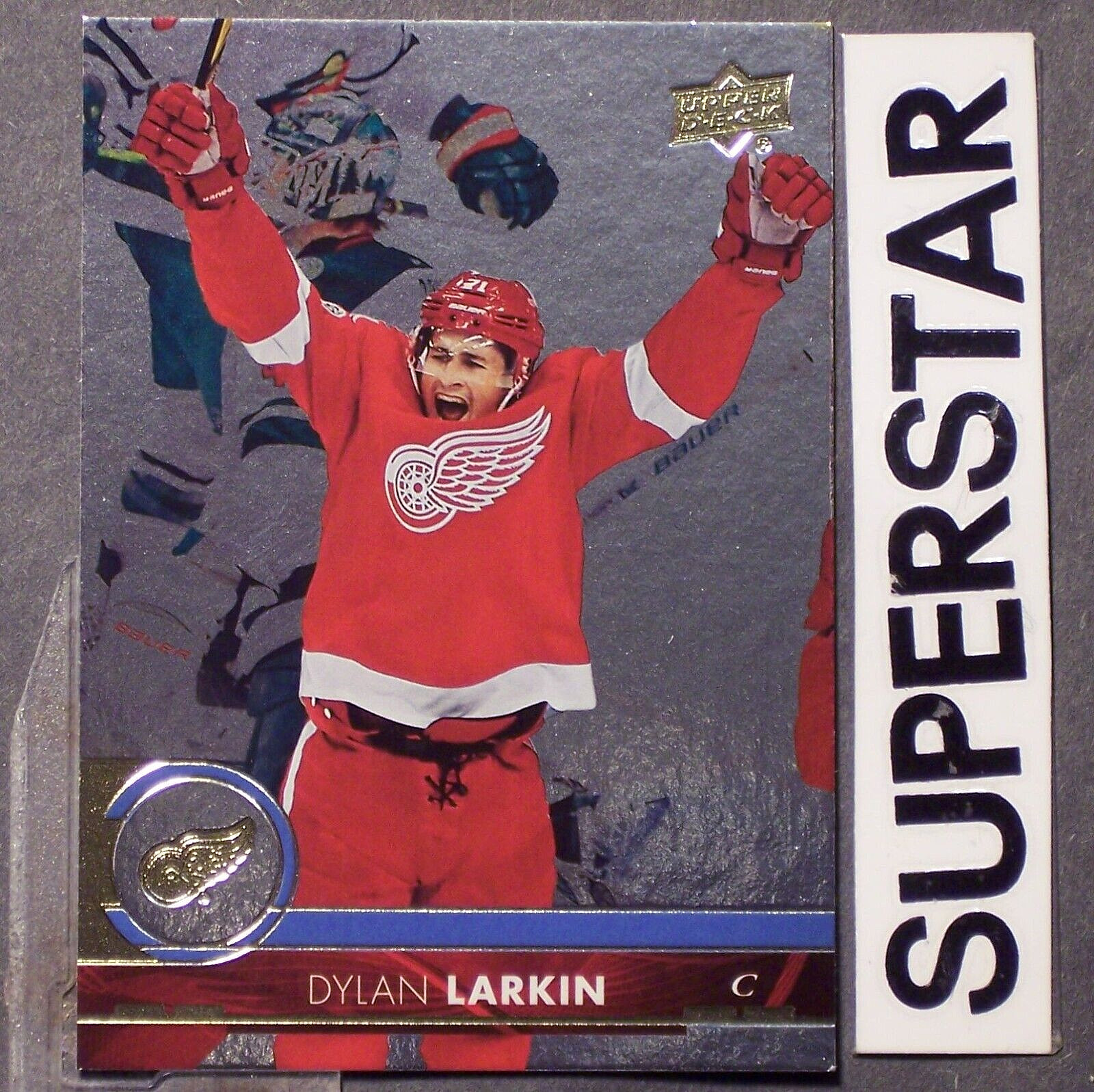 DYLAN LARKIN 2017/18 Upper Deck SILVER FOIL #317 Detroit Red Wings