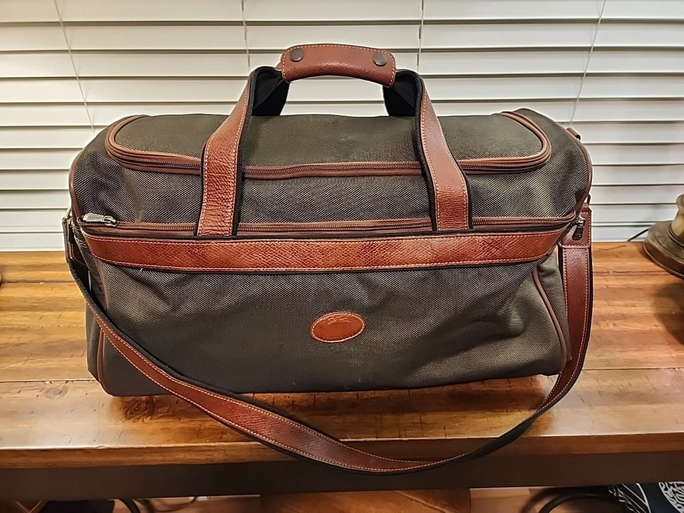 Bolsa de viagem Longchamp edição limitada lona e couro vintage 20,5 pol x9,5x10 - Imagem 2 de 4
