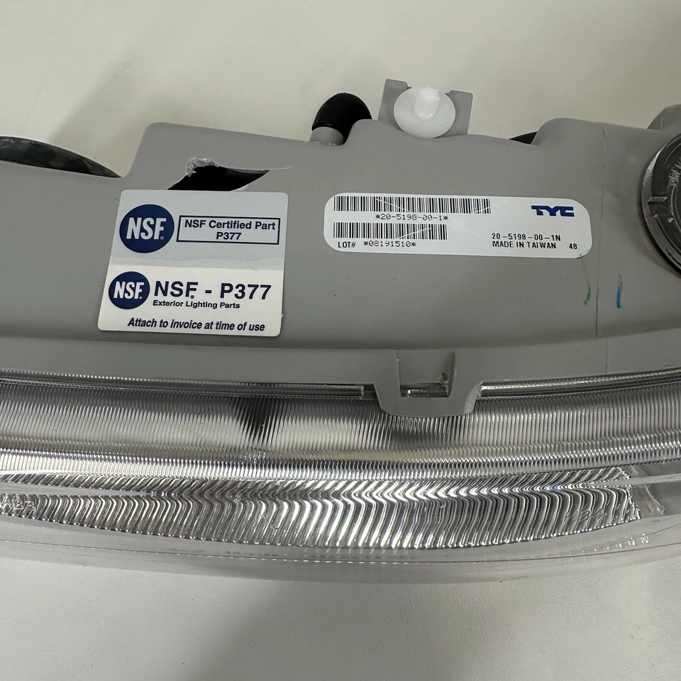 Faro delantero Buick Regal 97-04 con luz de señalización lateral lado del conductor izquierdo izquierdo derecho Foto 3 de 4