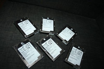 6 Stück Seagate Savvio 10K.5 600GB 2,5 Zoll SAS HDD