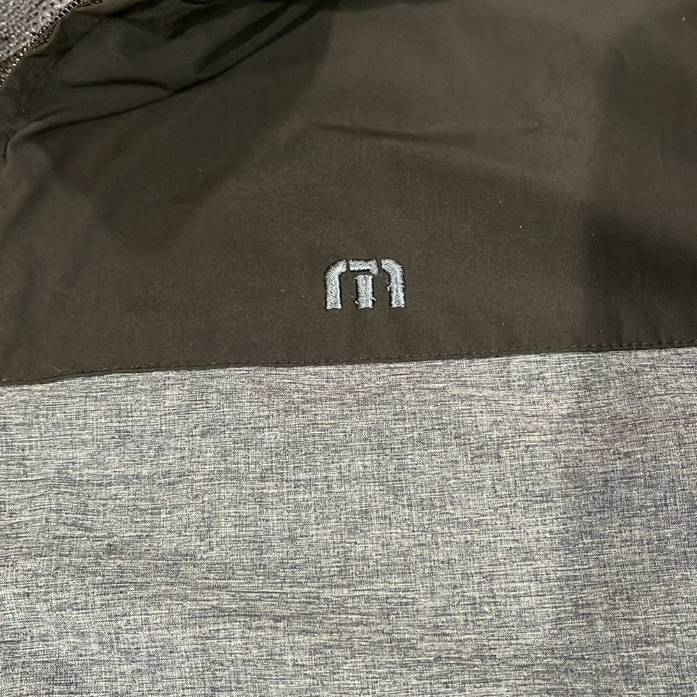 Travis  Matthew Jacket - image 4