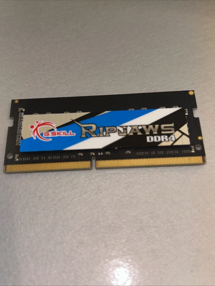 G.Skill Ripjaws F4-3200C22S-8GRS Speichermodul 8 GB 1 x 8 GB DDR4.